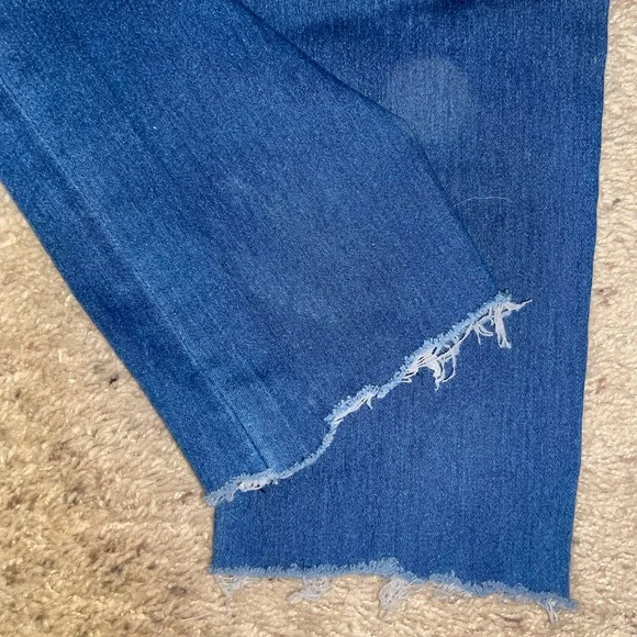 Caution to the Wind woman’s jeans size 7 - Picture 3 of 4